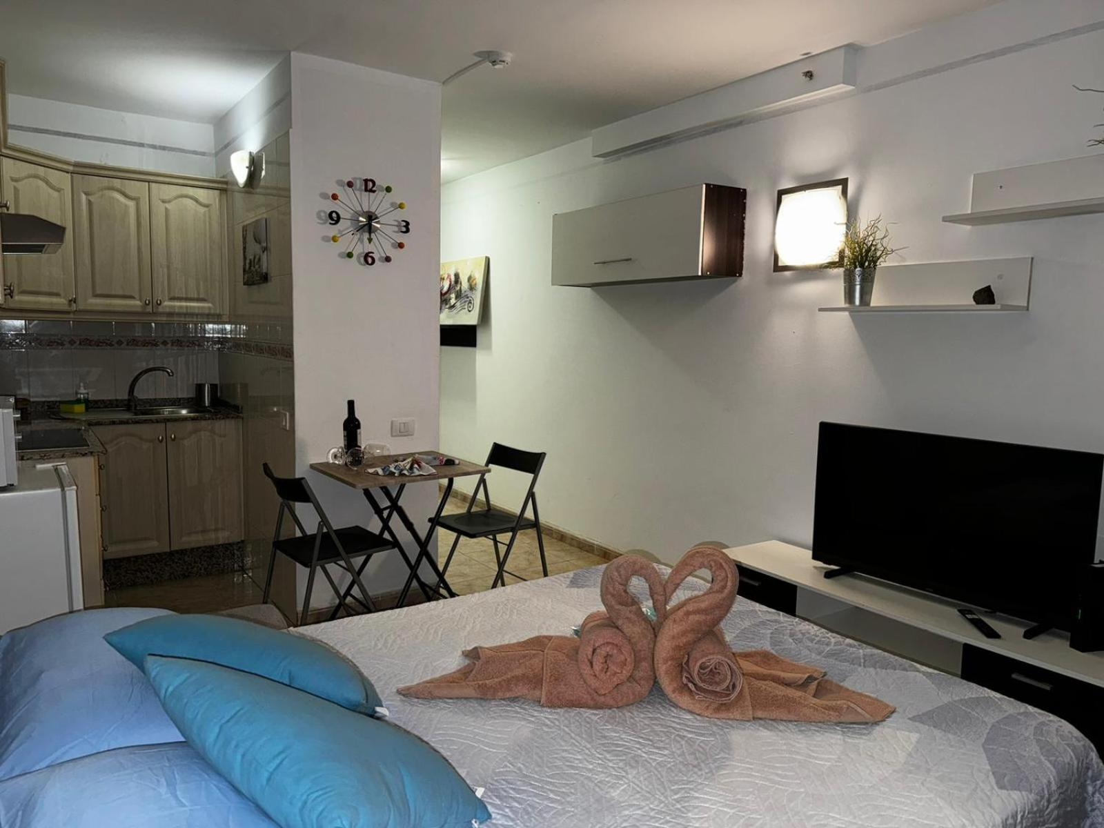 Paseo De Gracia - Lovely Studio By The Sea! Лос Кристианос Екстериор снимка